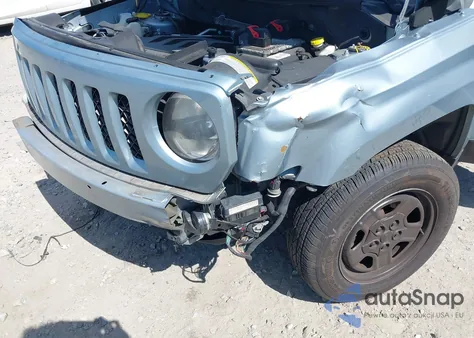 2013 Jeep Patriot Sport из США, поврежденный, VIN 1C4NJRBBXDD121235